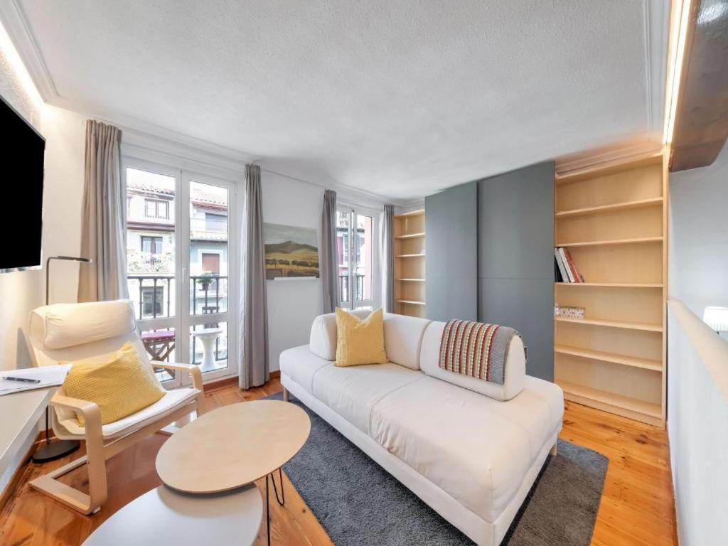 Apartamento Mercaderes Pamplona Bagian luar foto