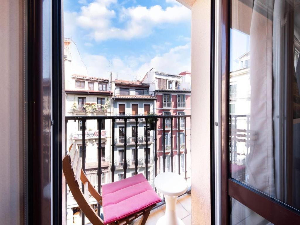 Apartamento Mercaderes Pamplona Bagian luar foto