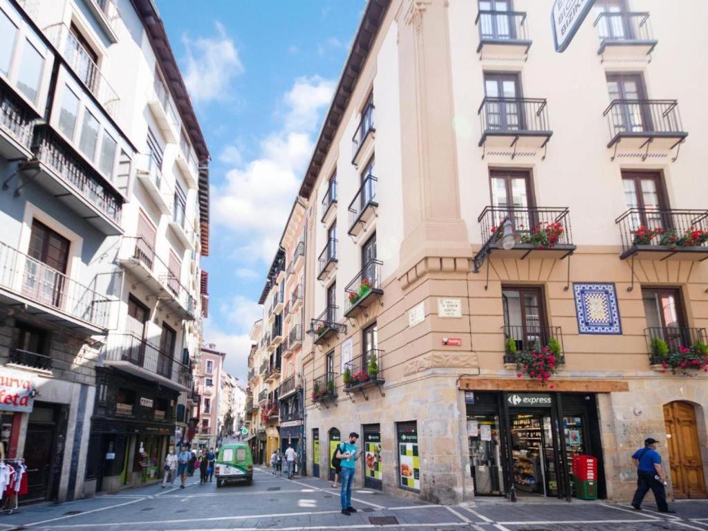 Apartamento Mercaderes Pamplona Bagian luar foto