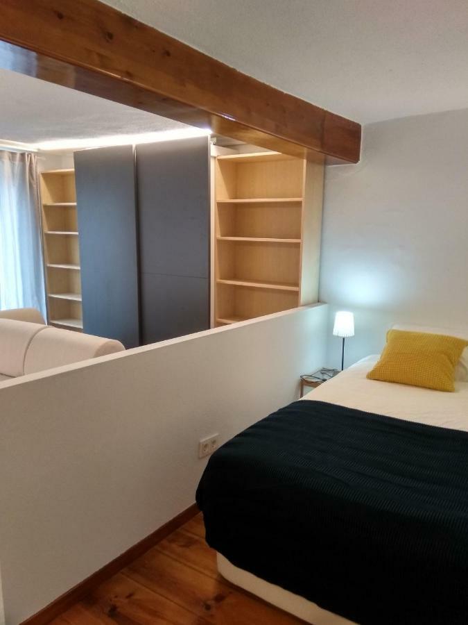 Apartamento Mercaderes Pamplona Bagian luar foto